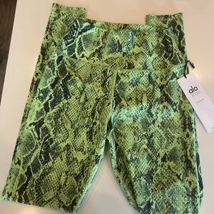 ALO Yoga Neon Green Snake Print Leggings